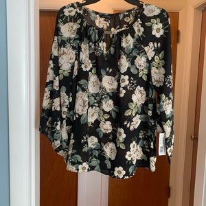 Zac & Rachel women’s top.